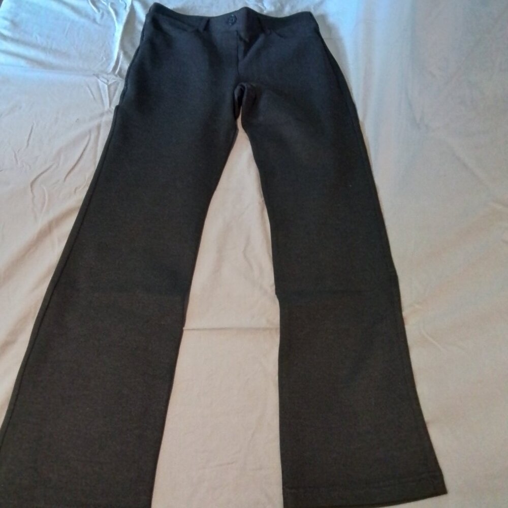 Betabrand 7 pocket straight leg, M petite pant, dark heather gray